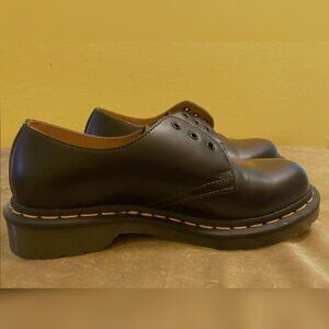 Doc Martens iconic black oxfords, new